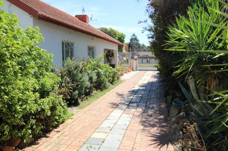 2 Bedroom Property for Sale in Kensington Western Cape